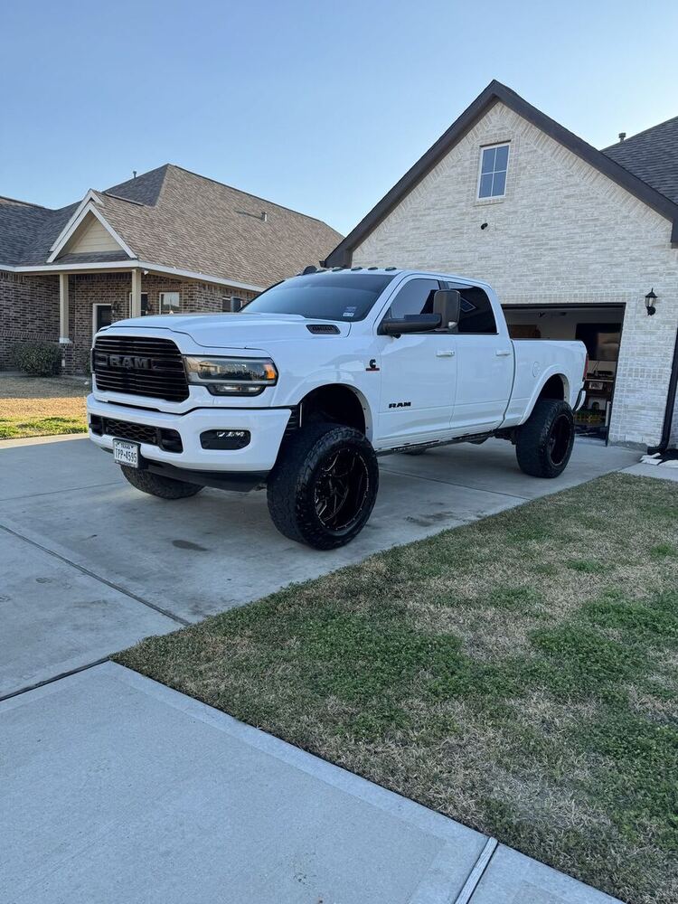 Lifted white Ram 2500